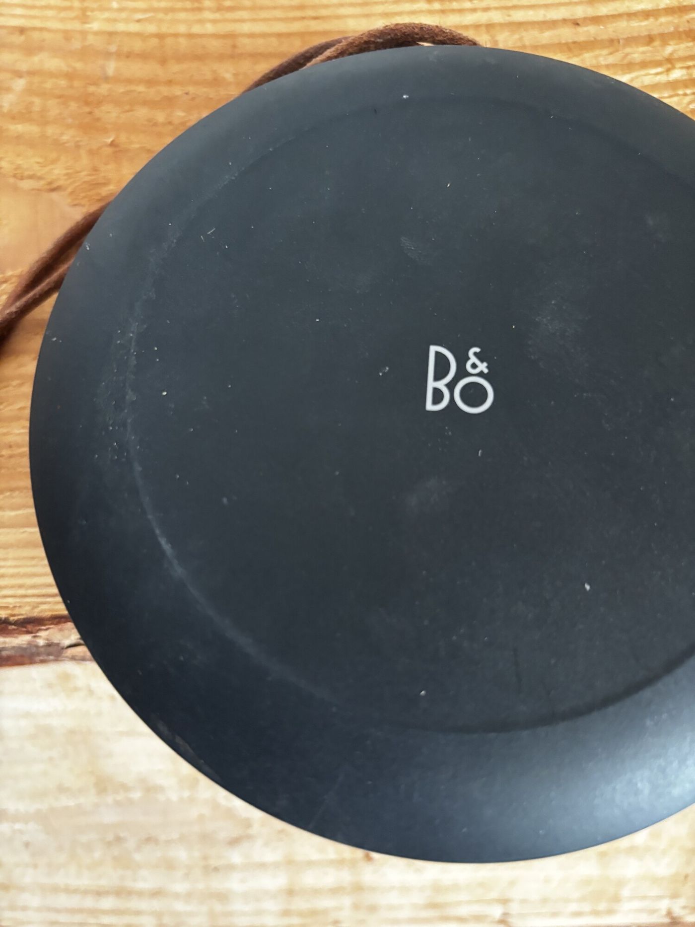 Bang & Olufsen Beoplay A1 Portable Bluetooth Speaker Black — view 10