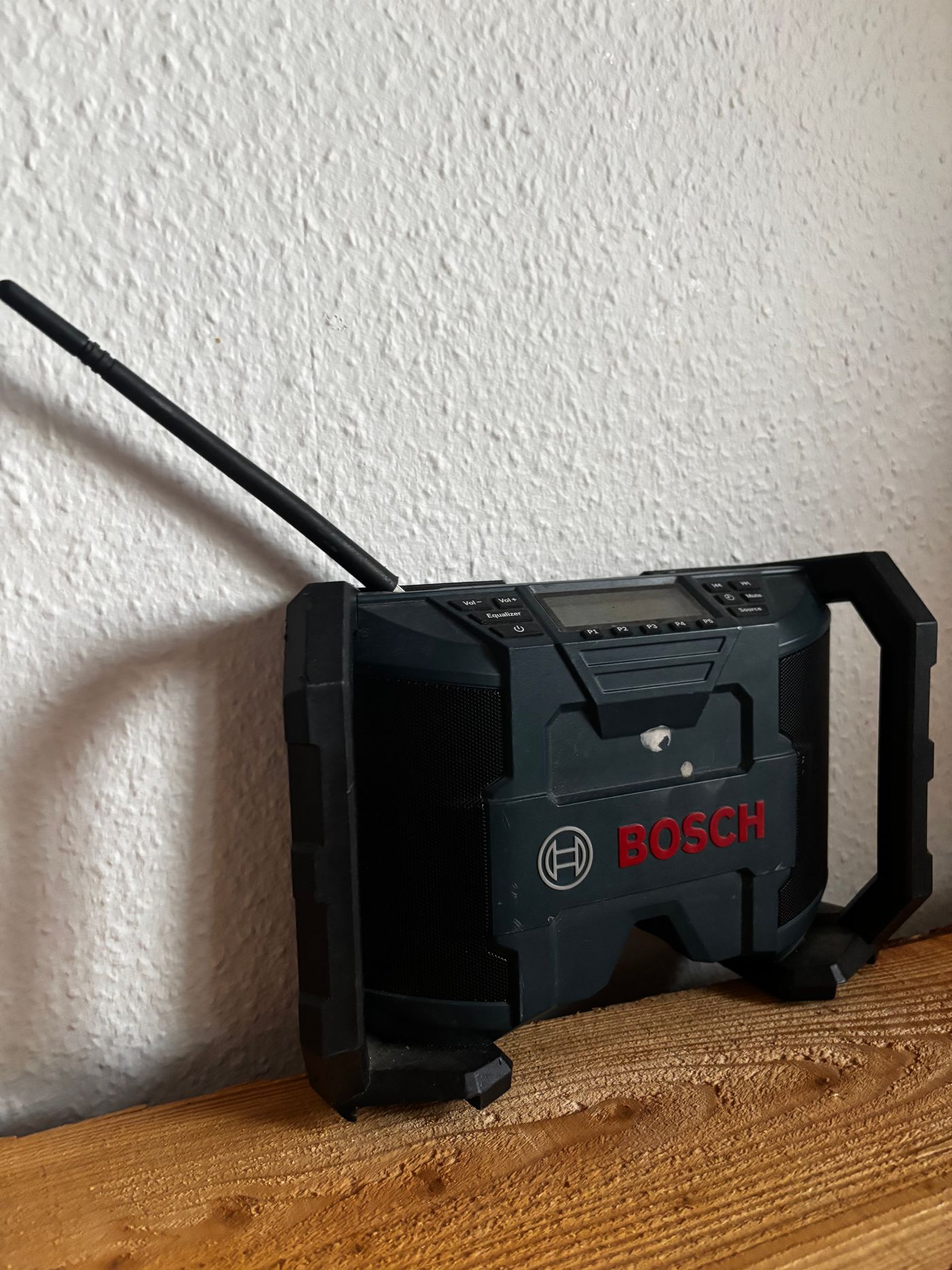 BOSCH GML 10,8 V-LI Jobsite Radio Blue — view 3