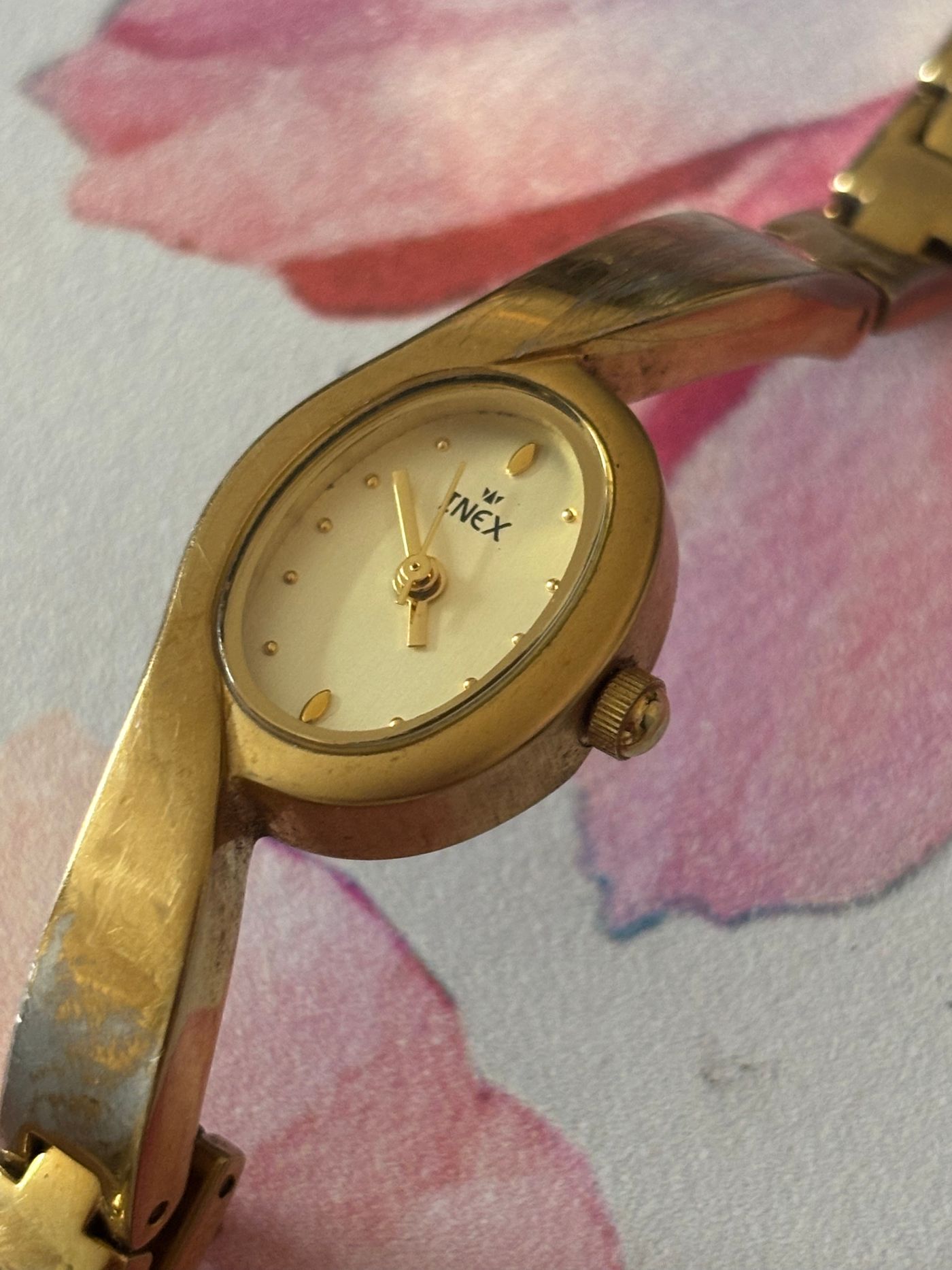 INEX 69298 Ladies Bangle Wristwatch Gold-Tone — view 3