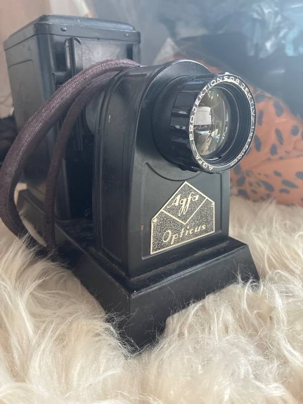AGFA OPTICUS SLIDE PROJECTOR BAKELITE